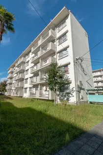 UR萩原【3階】の外観