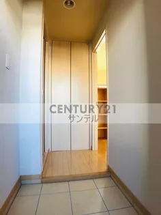 アルテイーストタワー【7階】の玄関