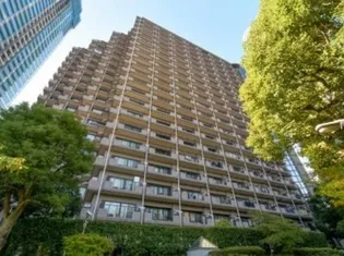 東京都港区六本木1【マンション】の外観