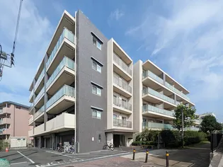 パレステージ青井ナチュラコート【1階】の外観