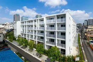 東京都中野区中野5【マンション】の外観