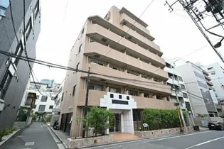 東京都新宿区新小川町【マンション】の外観