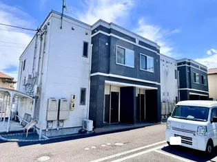 ルナ アズールの画像