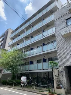 プレール・ドゥーク北新宿IV【1階】の外観