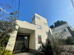 メゾンドゥフレール【3階】の外観