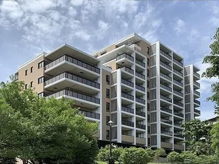 ザ・パークハウス早稲田【1階】の外観