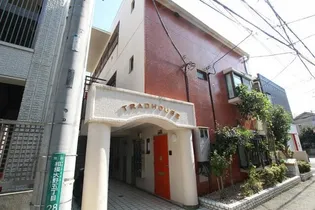 トラッドハウス【1階】の外観