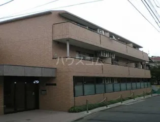 アドニス北沢【1階】の外観