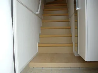 LUTAN北邦(ホクオウ)【2階】の玄関