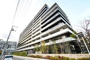 埼玉県草加市松原2【マンション】の外観