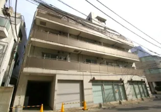 東京都新宿区四谷4【マンション】の外観