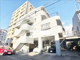 ARMOUR HOUSEの画像