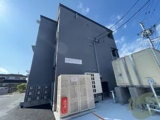 RESONANT SQUAREの画像