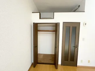 パール宮町【1階】の内装