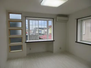 サクラメントハウス21【2階】の居間