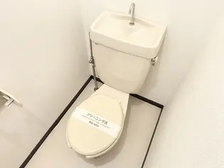 メローハウス【2階】の内装