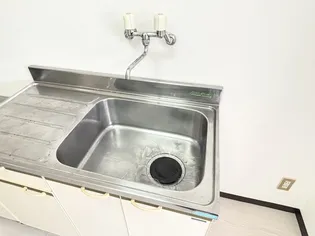 メローハウス【2階】の内装