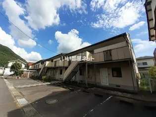 ドミール八代【2階】の外観