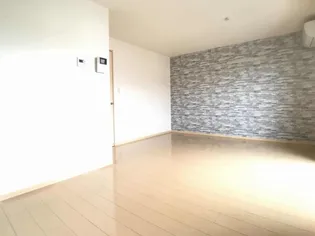 クレストコートB【1階】の居間