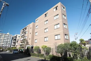 【リノヴェール新百合ヶ丘】【1階】の外観