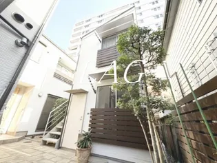 トゥプレ【1階】の外観