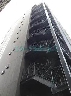 東京都新宿区西新宿4【マンション】の外観