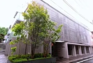 東京都新宿区南町【マンション】の外観