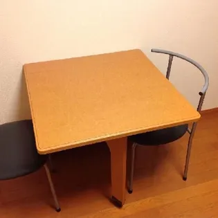 レオパレスアンテルブルグII【1階】の居間