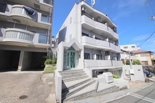 シティパレス学園前P-7【3階】の外観