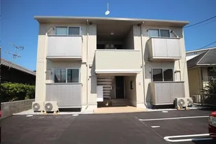 シュールメゾンIIの画像