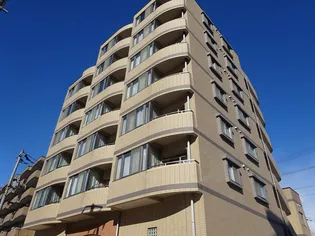 ソルジェンテ泉中央の画像