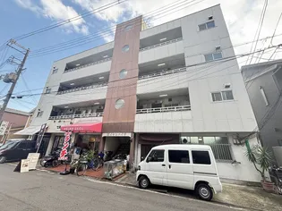 ロイヤルハイツの画像