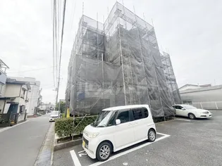 メゾンルミエールの画像