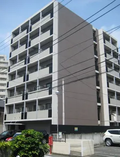 グランドフォーレヤマモト【3階】の外観