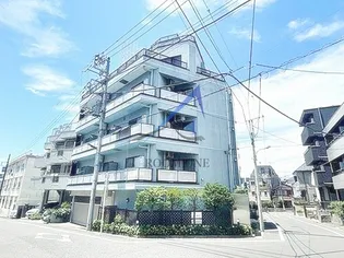 ファーナ【2階】の外観