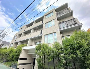 ベルヴィ芦屋【3階】の外観