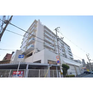 グランピア中央【4階】の外観