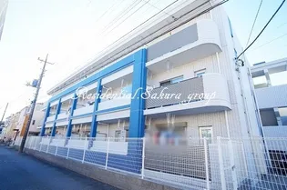 シャン・ド・フルールIII【1階】の外観