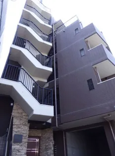 東京都中野区新井4【マンション】の外観