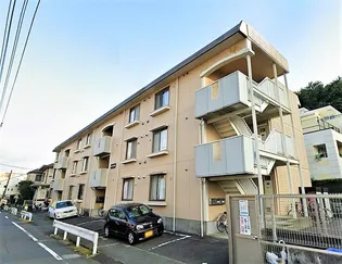 ファミール生田の画像