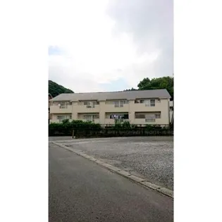 シャレー杉山の画像