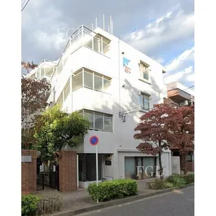 スカイコート世田谷第3【4階】の外観