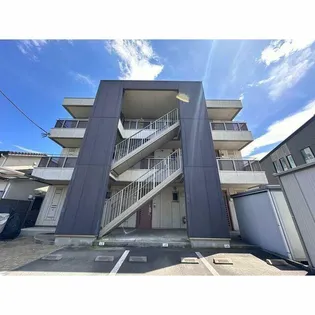 神奈川県平塚市北金目1【マンション】の外観