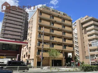 ハイクオリティアドニス【2階】の外観