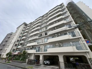 プラザ新大阪【7階】の外観