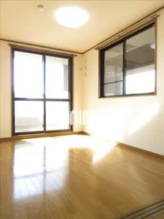 ノーヴァ・フレア  II【2階】の内装