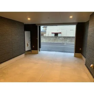 プレミアムガレージ陽東【2階】の地図