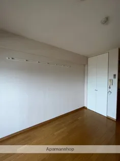 マーレタワー天神【9階】の居間