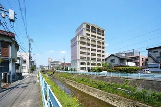 ANGELINA【3階】の外観