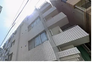 東京都台東区東上野5【マンション】の外観